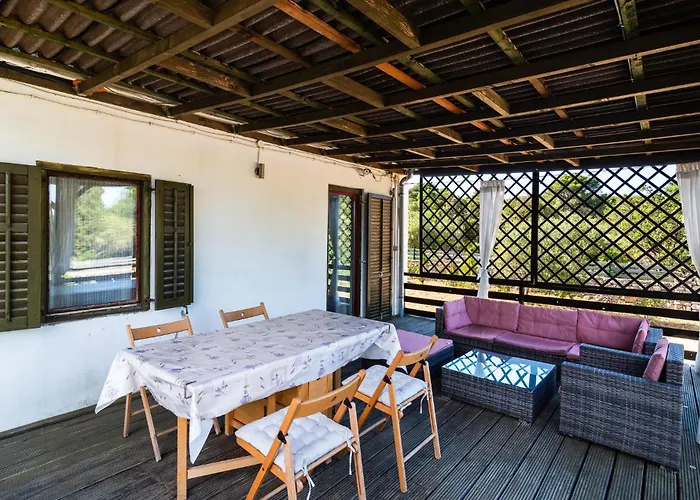 Pet Friendly In * Rudina